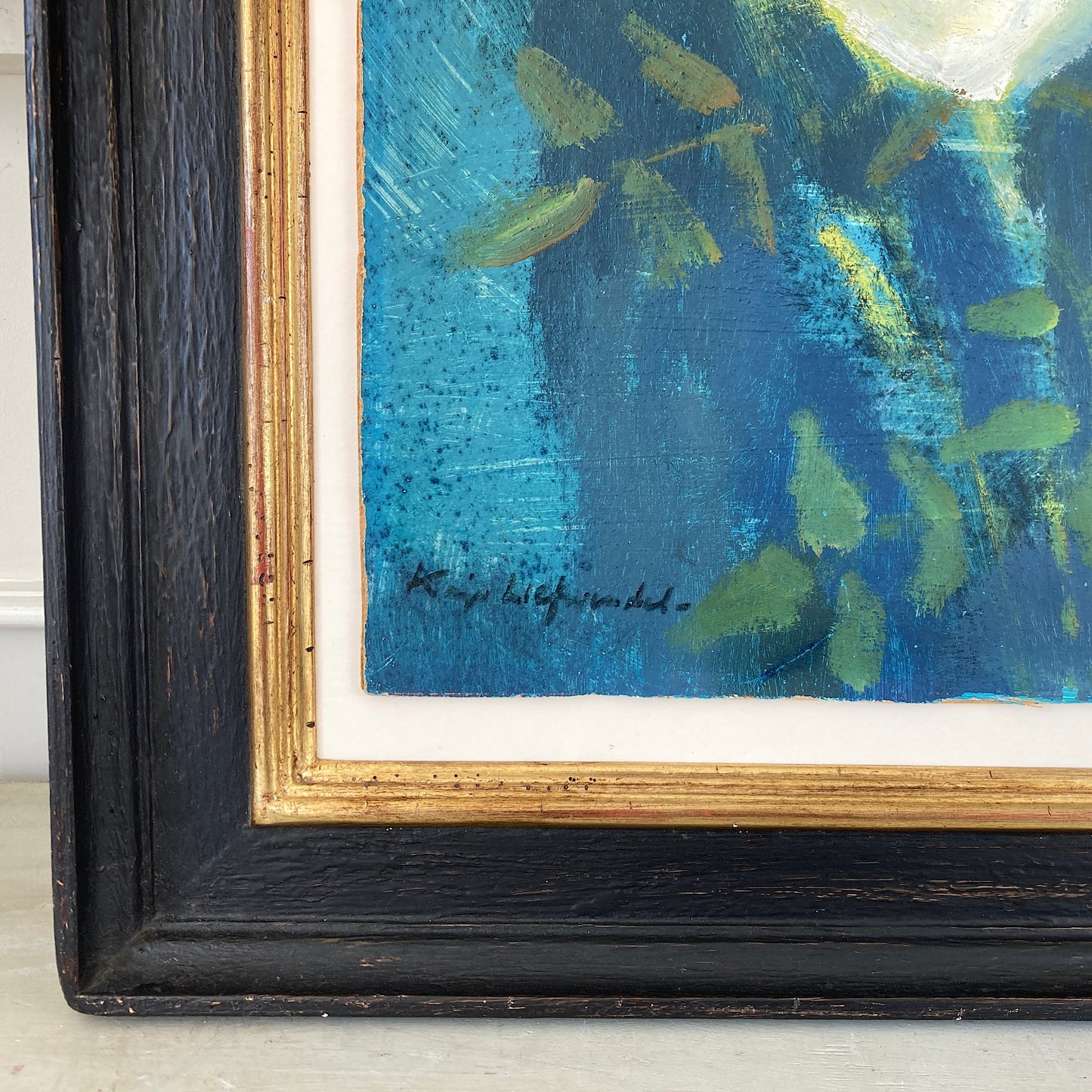 Roses - A Mid Century Oil on Board Study of Roses in the Impressionist Style - Scandinavian Vintage Framed Painting